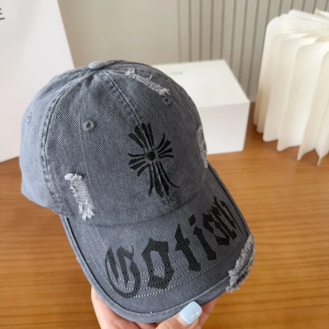 💰60 Chrome Hearts 💓Early spring Korean style fashion retro distressed hole hat wear design versatile baseball cap peaked cap